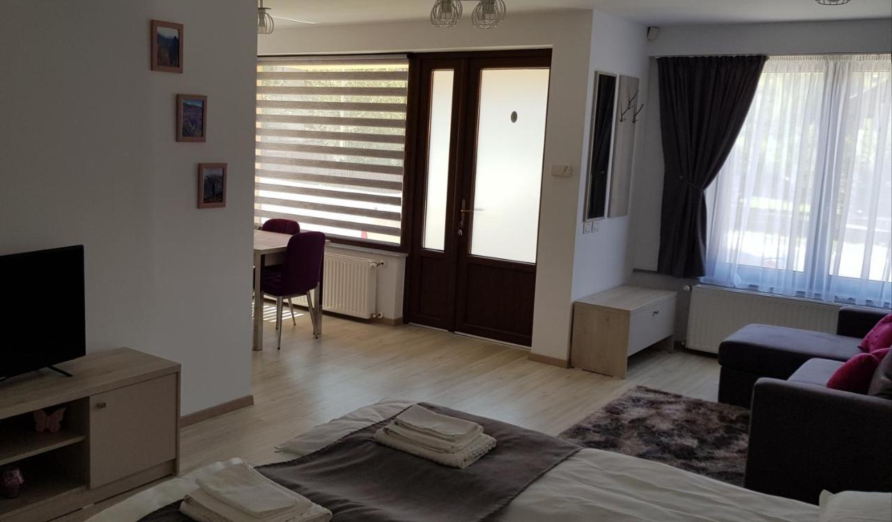 Casa Montis Hotel Borsa  Kültér fotó