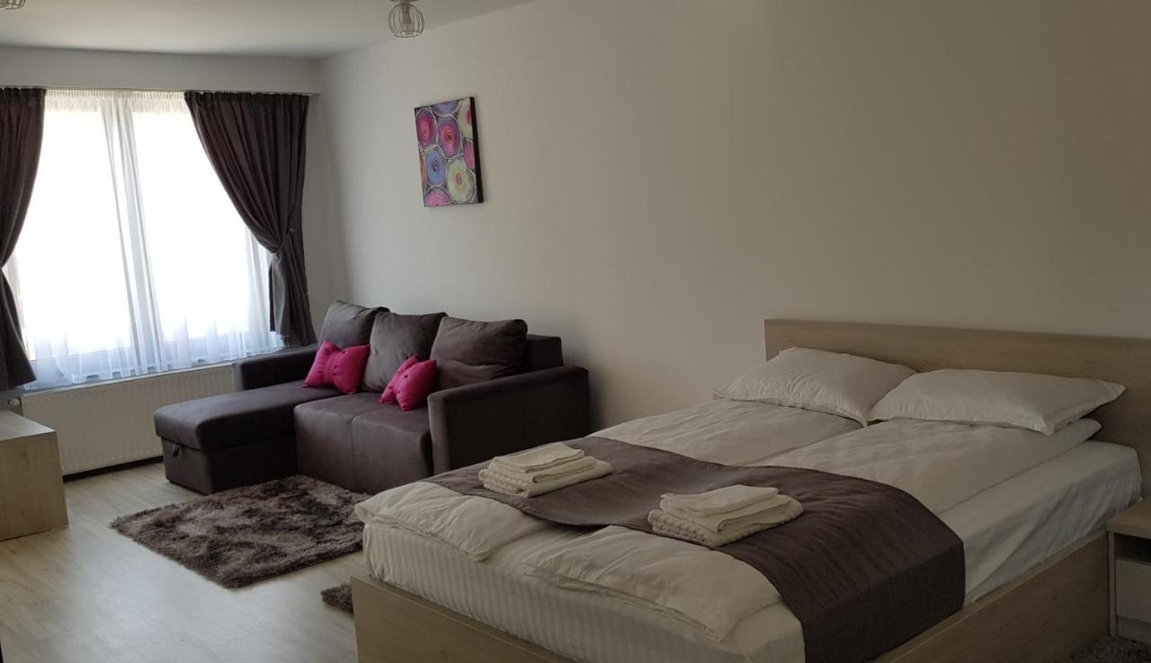 Casa Montis Hotel Borsa  Kültér fotó